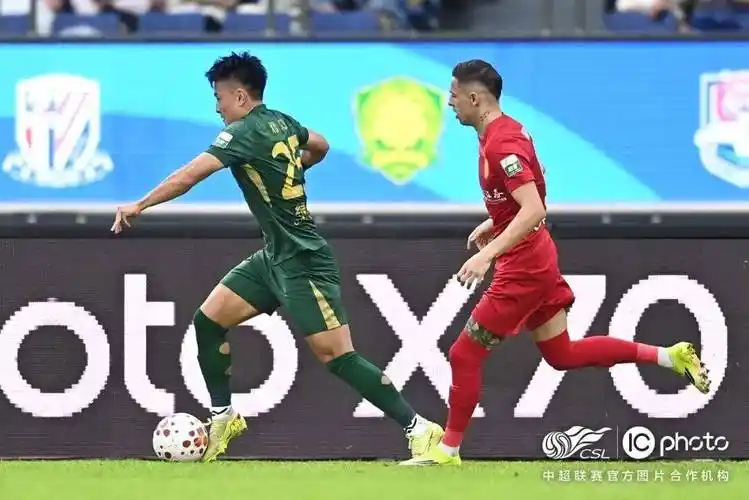 亚冠联赛：广州队 VS 浦项制铁